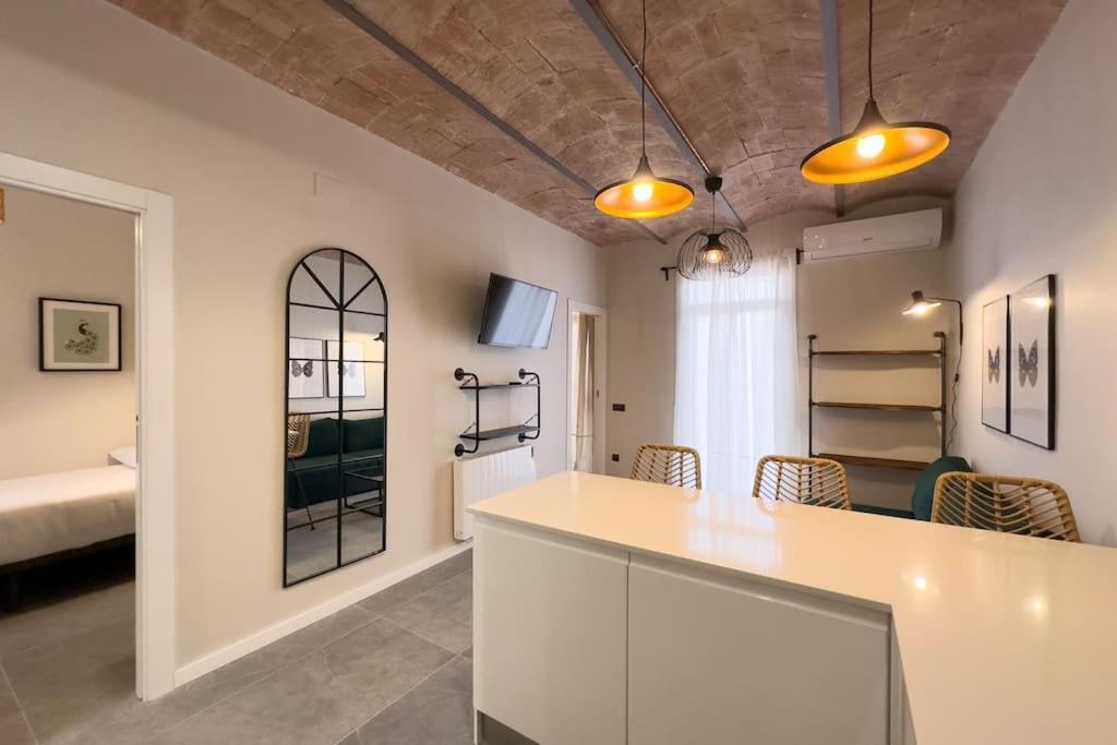 Bebarceloner Sants Apartments - 2 Bedrooms 외부 사진