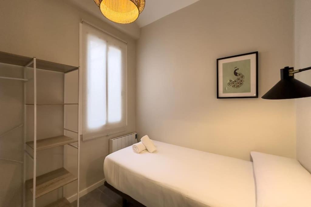 Bebarceloner Sants Apartments - 2 Bedrooms 외부 사진
